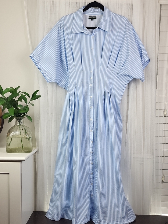 Meadow Rhodes Dresses & Skirts - Meadow Rhodes Light Blue Striped Button-Front Dress 100% cotton. Size XL